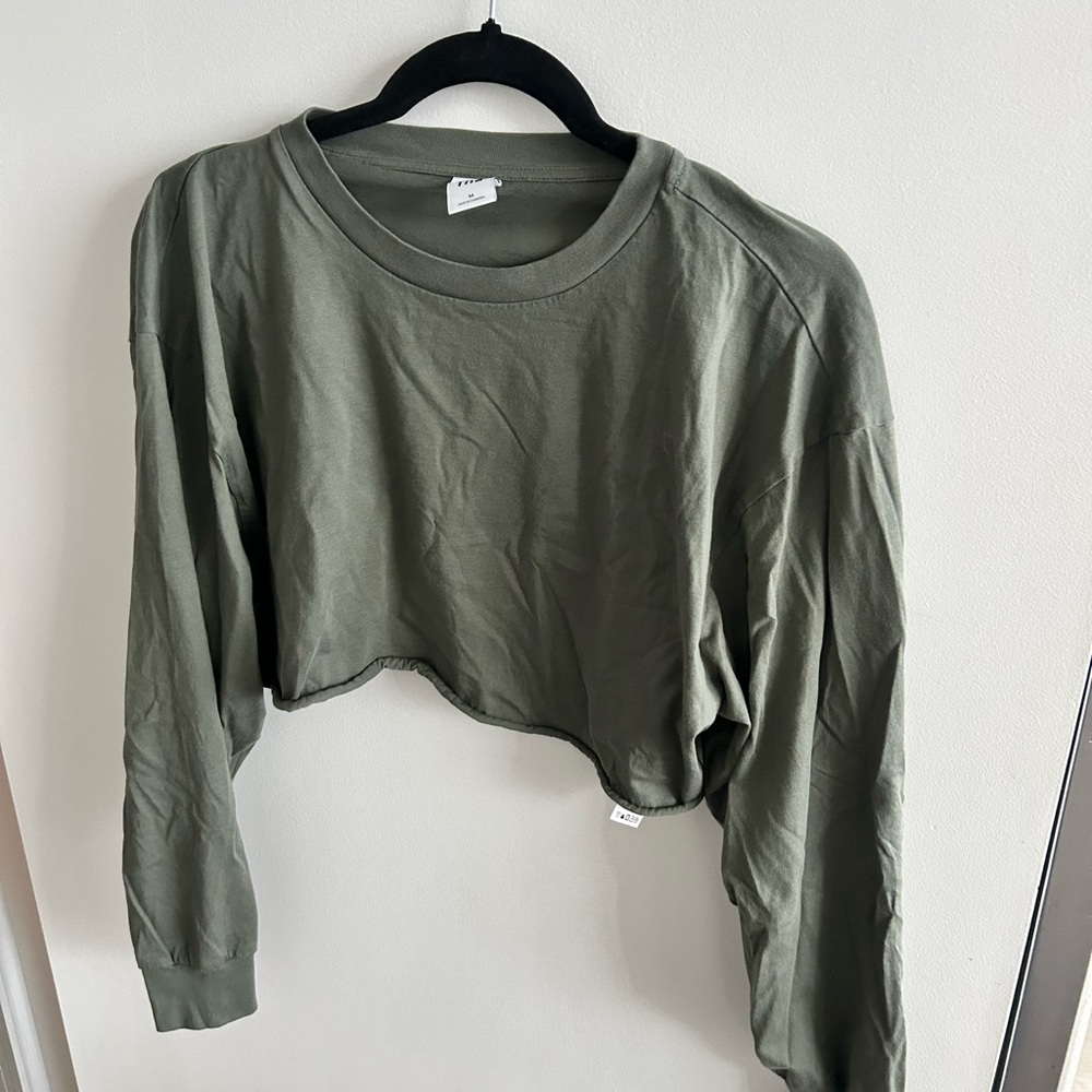 TNA Green Cropped longsleeve